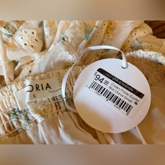 Storia floral eyelet mini dress NWT - Picture 7 of 13